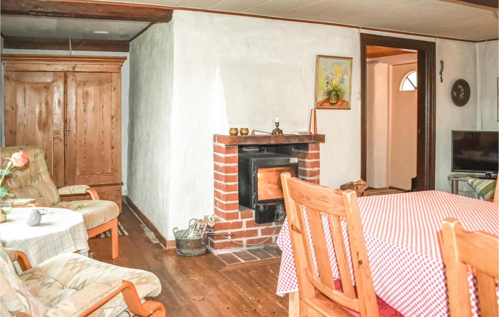 1 Bedroom Cozy Home In Simrishamn Gladsax Экстерьер фото
