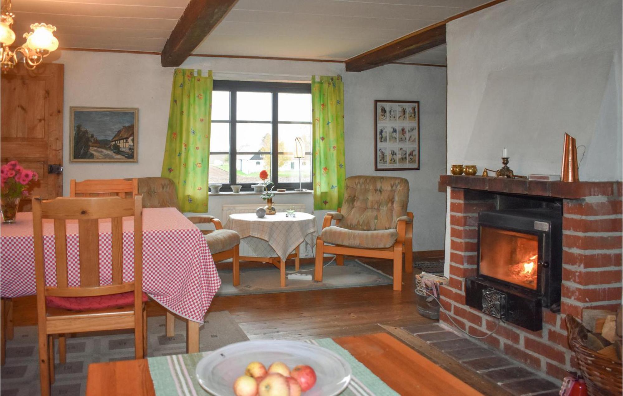 1 Bedroom Cozy Home In Simrishamn Gladsax Экстерьер фото