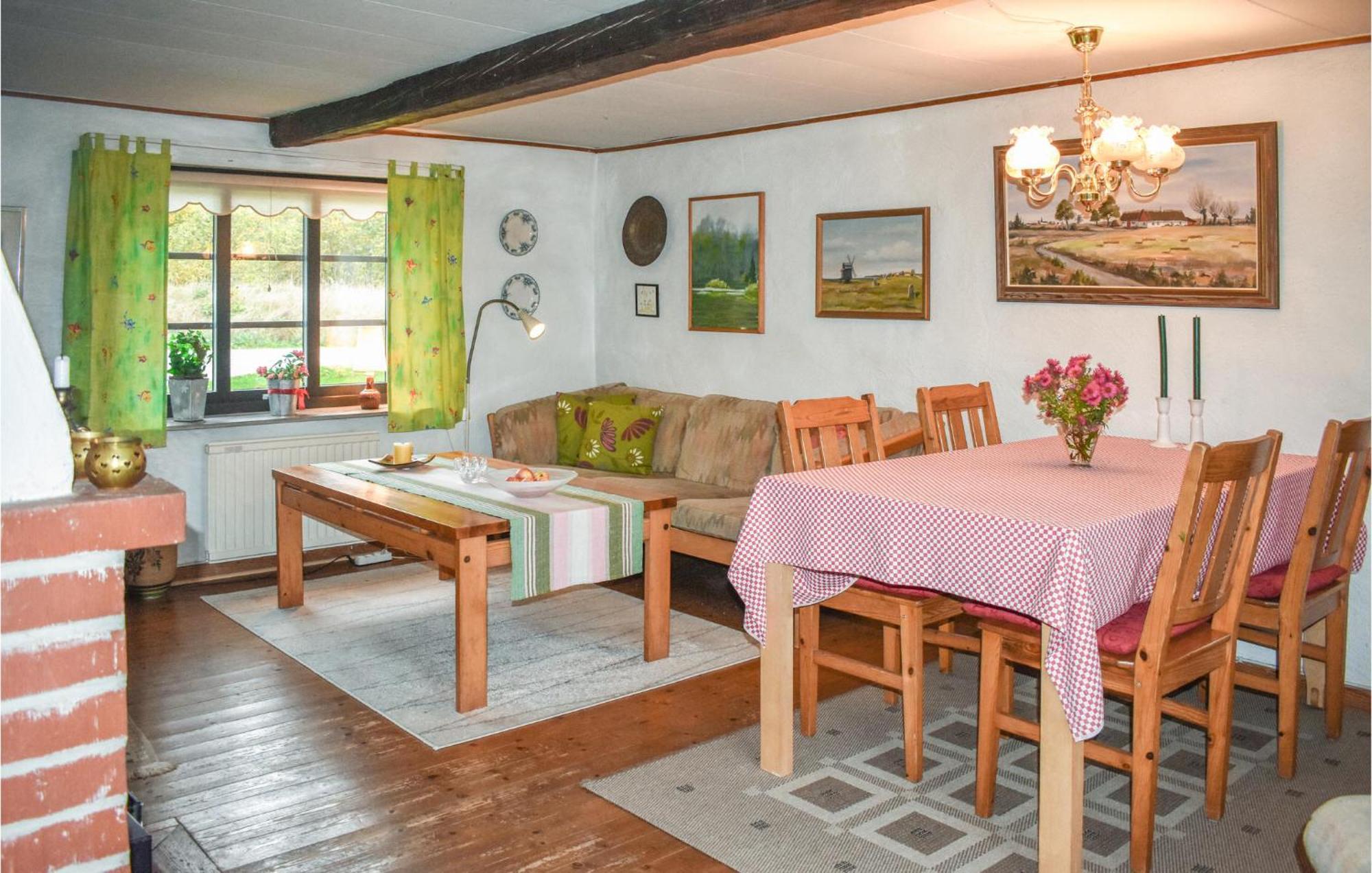 1 Bedroom Cozy Home In Simrishamn Gladsax Экстерьер фото